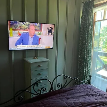 Szilvia 5 Schritte Zum Villa Balatonfenyves