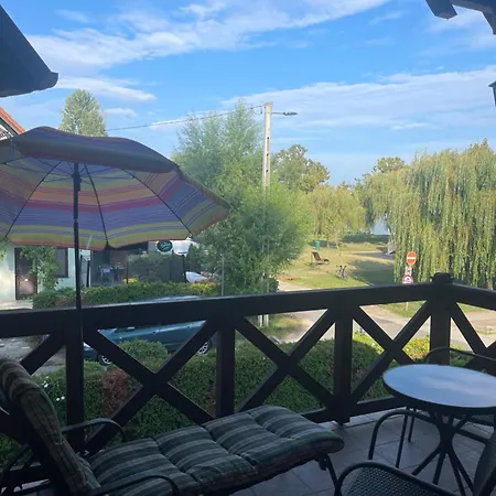 Szilvia 5 Schritte Zum Balatonfenyves